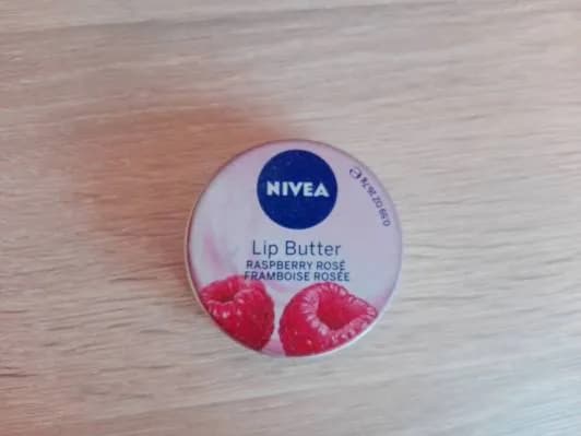 Dlaczego Nivea Lip Butter został wycofany? Oto niepokojące powody Dlaczego Nivea Lip Butter został wycofany? Oto niepokojące powody